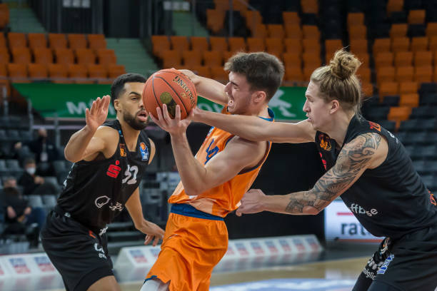 现无疑是其 现无疑是其