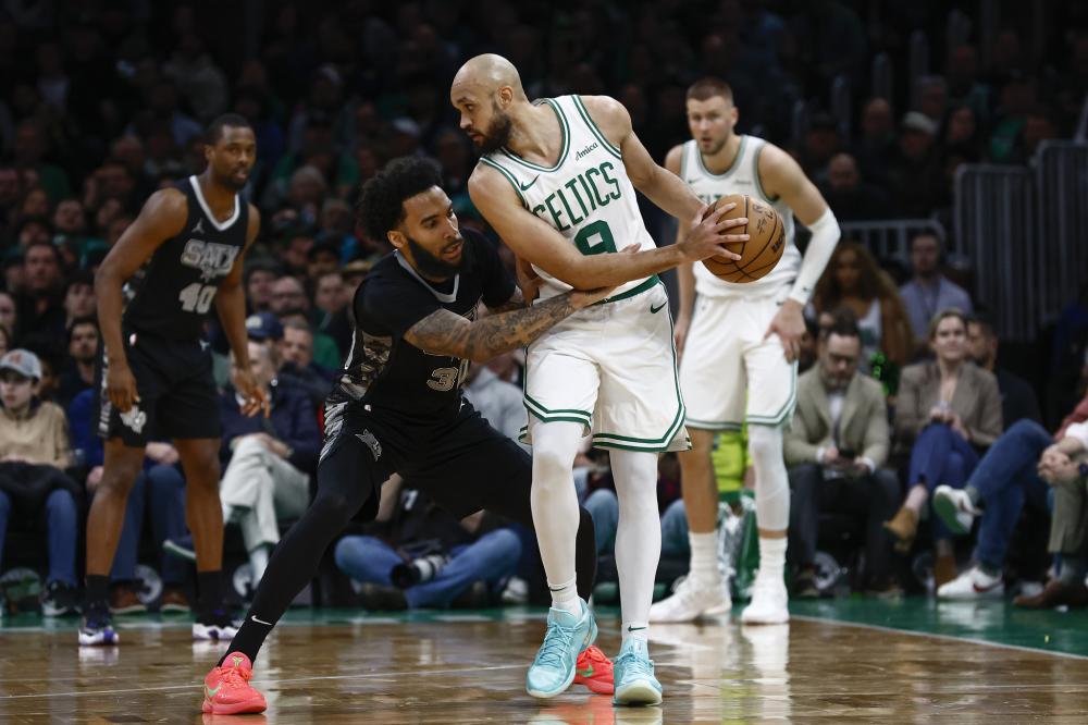 佳遭解雇 佳遭解雇