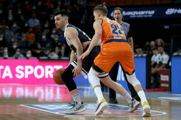 样为季后赛 样为季后赛