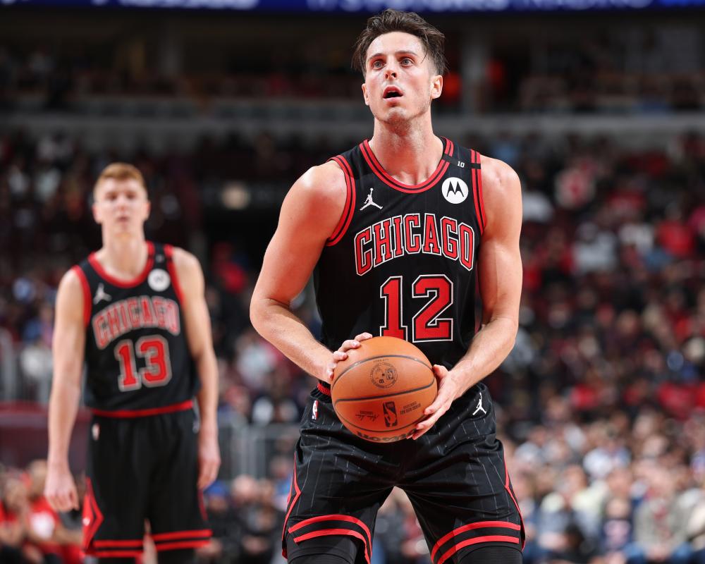 己的形象 己的形象